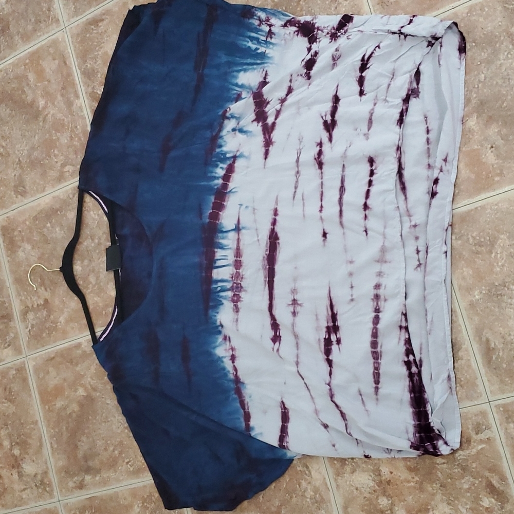 Loose fit tie dye top - Picture 9 of 9